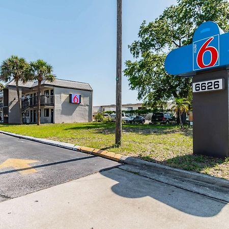 Motel 6 Tampa Near Fairgrounds - Casino Ngoại thất bức ảnh